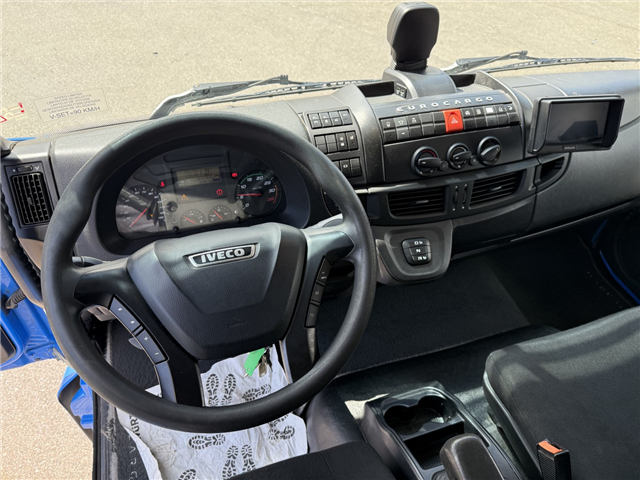Iveco EuroCargo 180E320 4x2 Carrier Supra 850 Silent