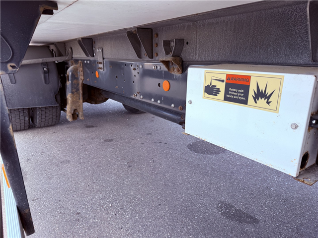 Iveco EuroCargo 180E32 4x2 Schmitz / Thermo King T-1200R Spectrum