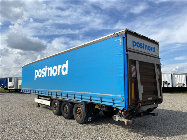 Krone Gardin trailer m. oprestående lift