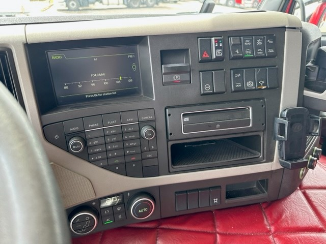 Volvo FM 500 Euro-6 8x2 tip euro-6