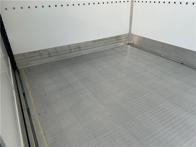 Piako Hejselads - Fragtopbygning med fuld sideåbning og fuld pallebredde.