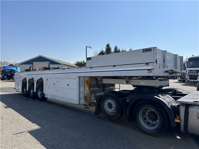 Langendorf Innlader - beton element trailer