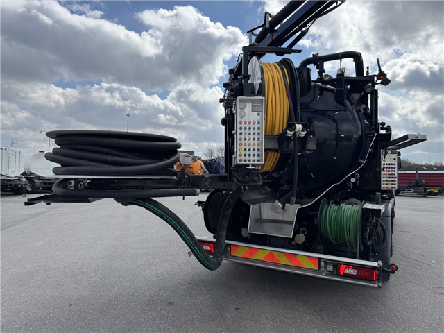 Scania P450 8x2*6 Hvidtved Larsen FlexLine 414 ADR