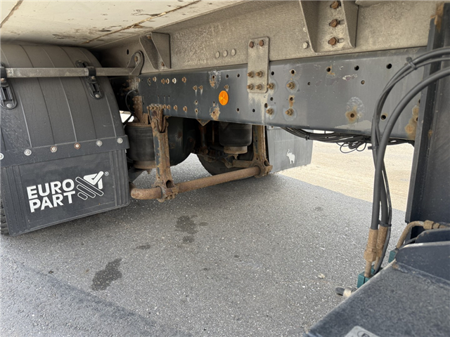 Iveco EuroCargo 180E32 4x2 Schmitz / Thermo King T-1200R Spectrum