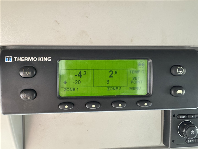 Iveco EuroCargo 180E32 4x2 Schmitz / Thermo King T-1200R Spectrum
