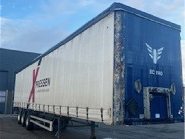 Danson Trailer Curtainsider  + Sliding Roof