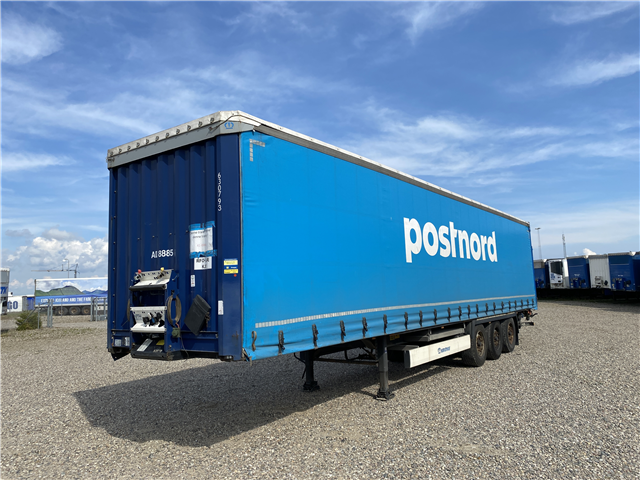 Krone Gardin trailer m. oprestående lift