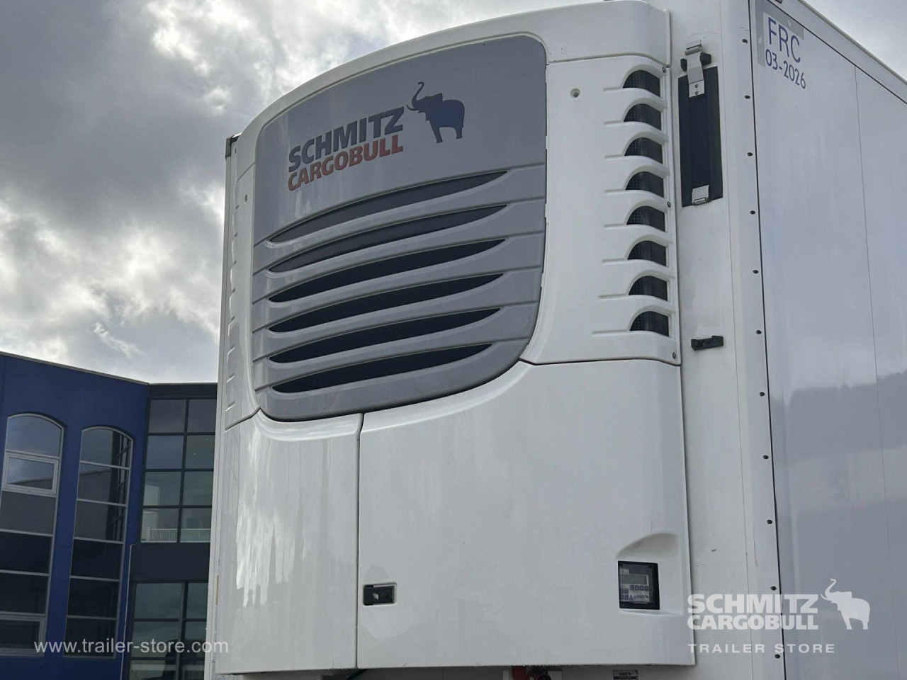 Schmitz Semi Reefer Meat hanging system