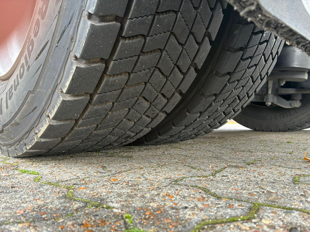 Scania P 250 B4x2NB - BOKS/LIFT