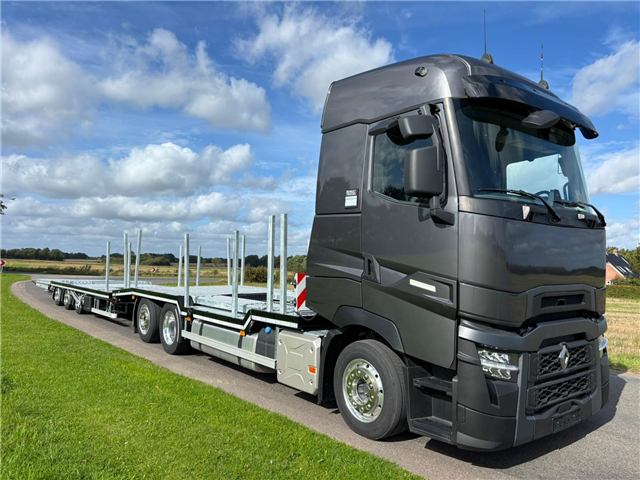 Renault Trucks T520 6x2 - Autotransporter med kærre