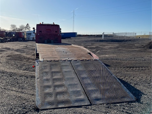 Scania G410 8X2*6 Knæklad – Machinetransporter