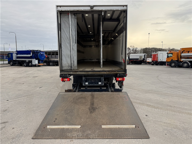 Volvo FE320 6x2*4 Frigoblock FK25SL 9.9 m kølekasse