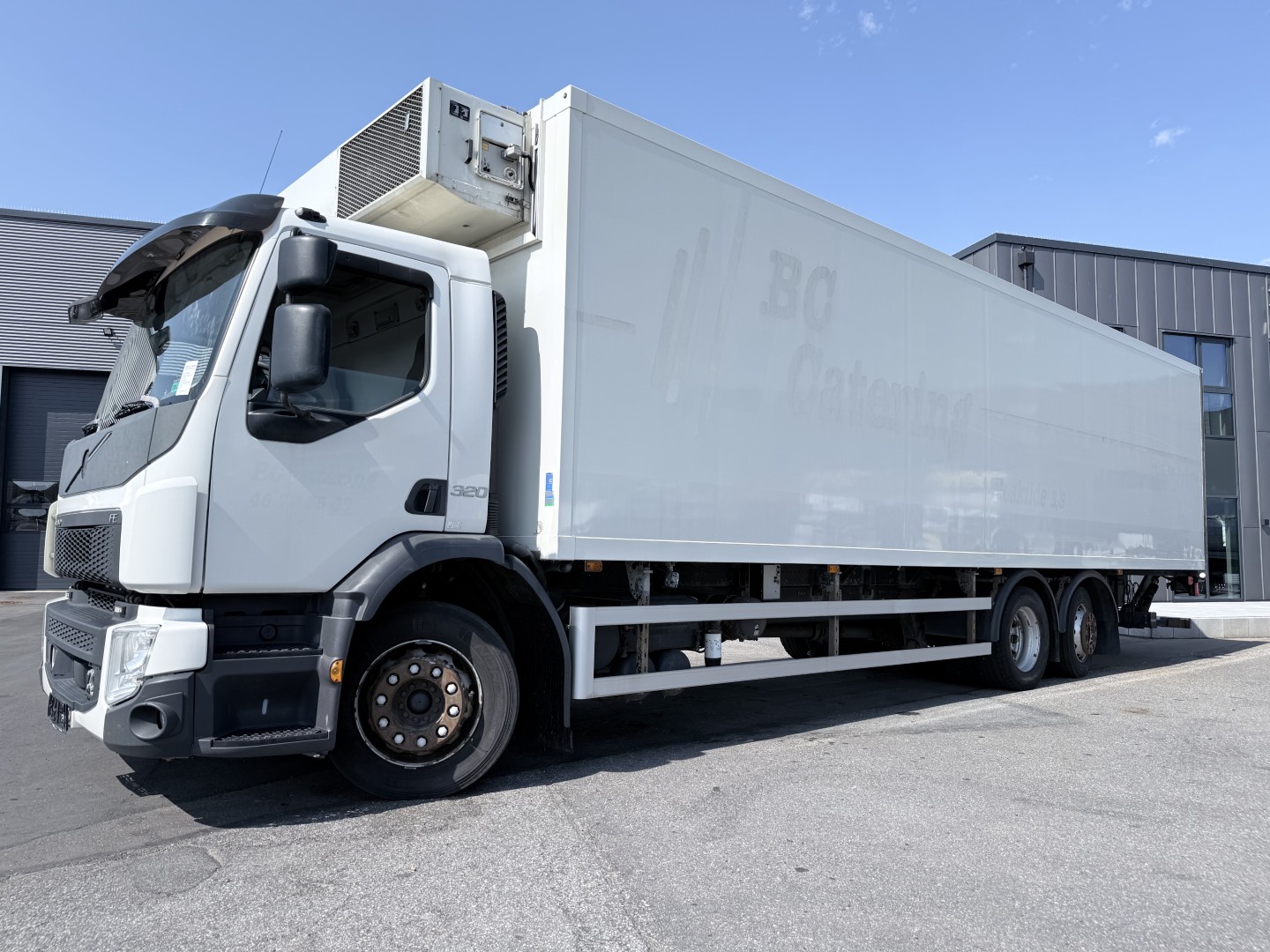 Volvo FE320 6x2*4 Frigoblock FK25SL 9.9 m kølekasse