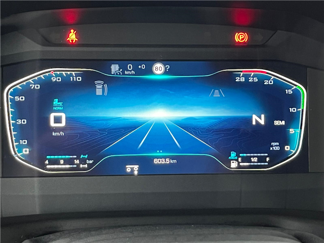 Iveco X-Way 8x4 1+3 580Hp opbygget med HIAB kran & Sawo hejs