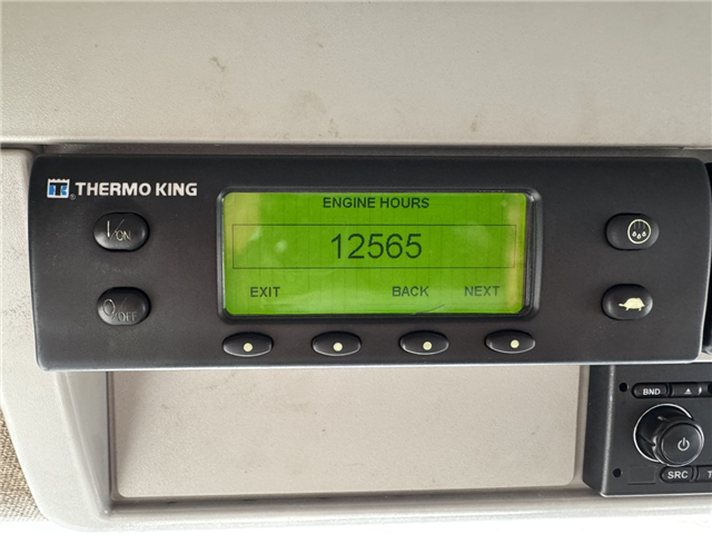 Iveco EuroCargo 180E32 4x2 Schmitz / Thermo King T-1200R Spectrum