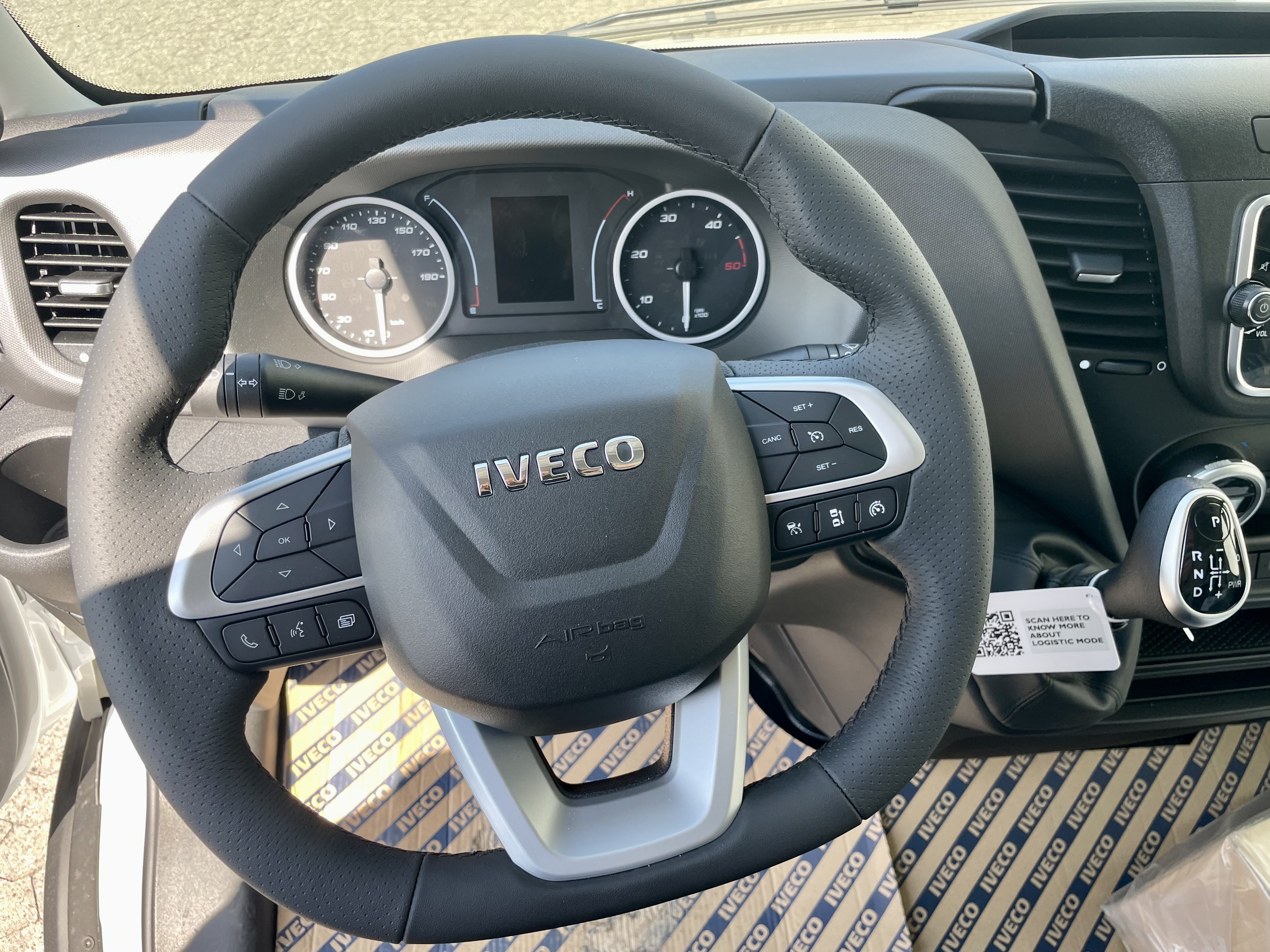 Iveco 35C18HA8 12m3
