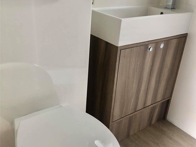 Kel-Berg - HOTEL VOGN fra Lehel (8 sovepladser + badeværelse)