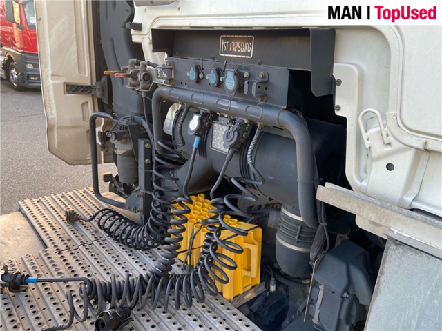 MAN TGX 26.470 6x2/4 BL SA