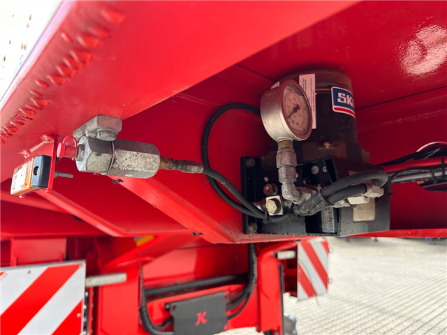 Kässbohrer SLH-3, Udtrækkelig, Tvangsstyrring Maskintrailer