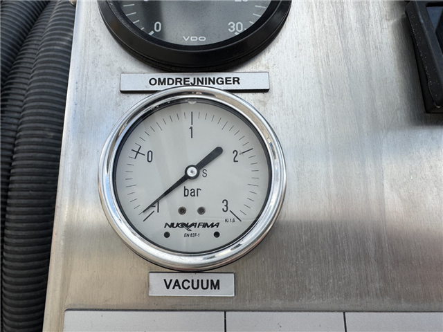 Scania P450 8x2*6 Hvidtved Larsen FlexLine 414 ADR