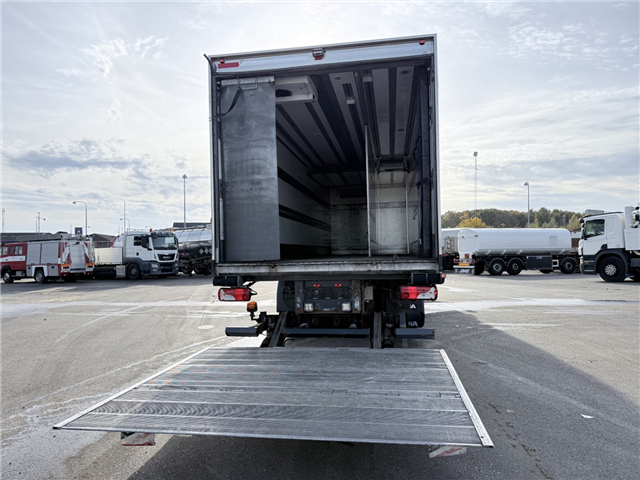 Scania P320 6x2*4 Carrier Supra 1250 Mt 9.80 m. kasse