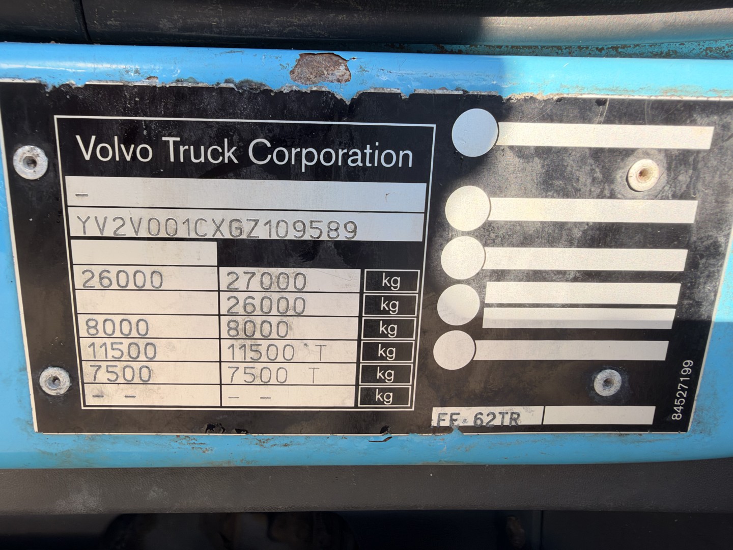 Volvo FE320 6x2*4 Chereau Carrier Supra 1250 Nordic