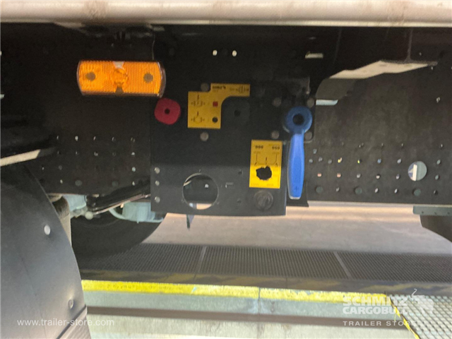 Schmitz Semi Curtainsider Standard