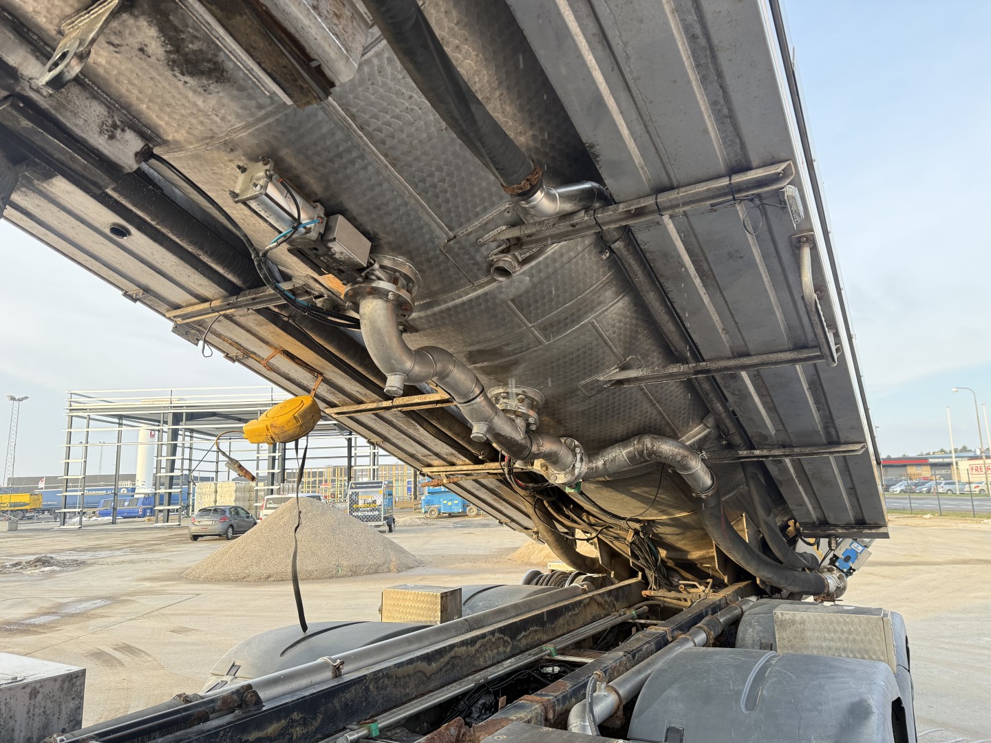 MAN TGA 26.400 6x4 MORO 13.700 l. Rustfri ADR