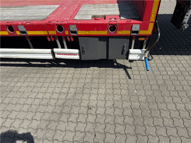 Kässbohrer SLA-3, Udtrækkelig Maskintrailer