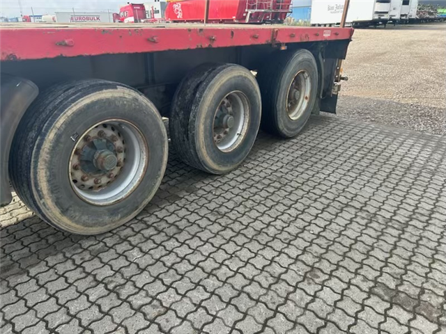 Pacton Flatbed m. Alusider