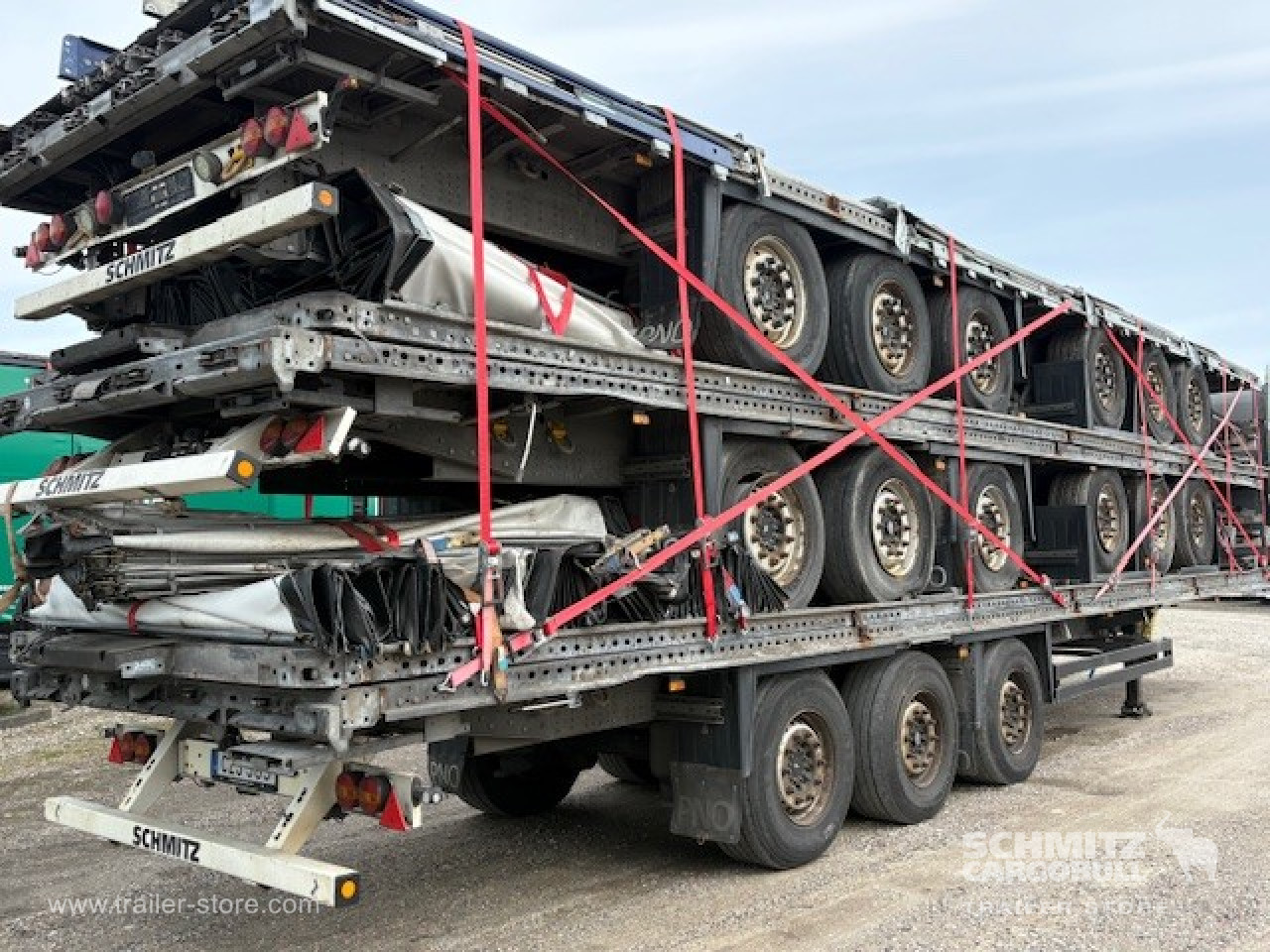 Schmitz Semi Curtainsider Standard