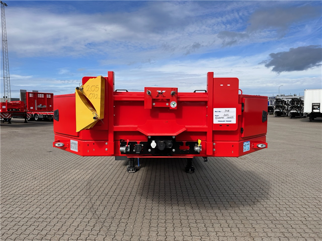 Kässbohrer SLA J4, Udtrækkelig Maskintrailer