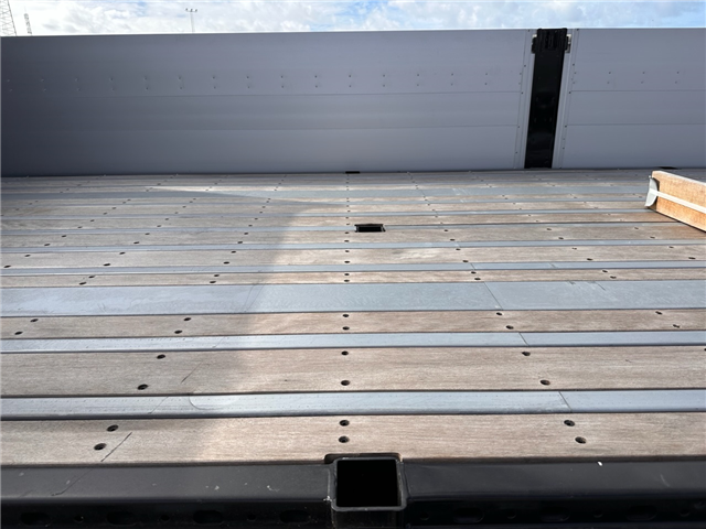 Kässbohrer Truckbeslag, Alusider, Hårdtræsbund