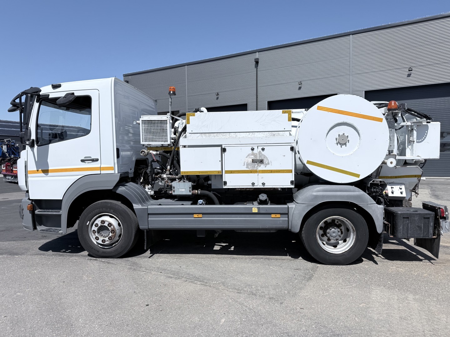 Mercedes Atego 1323 RHD 4x2 Euro 6 Hvidtved Larsen Cityflex