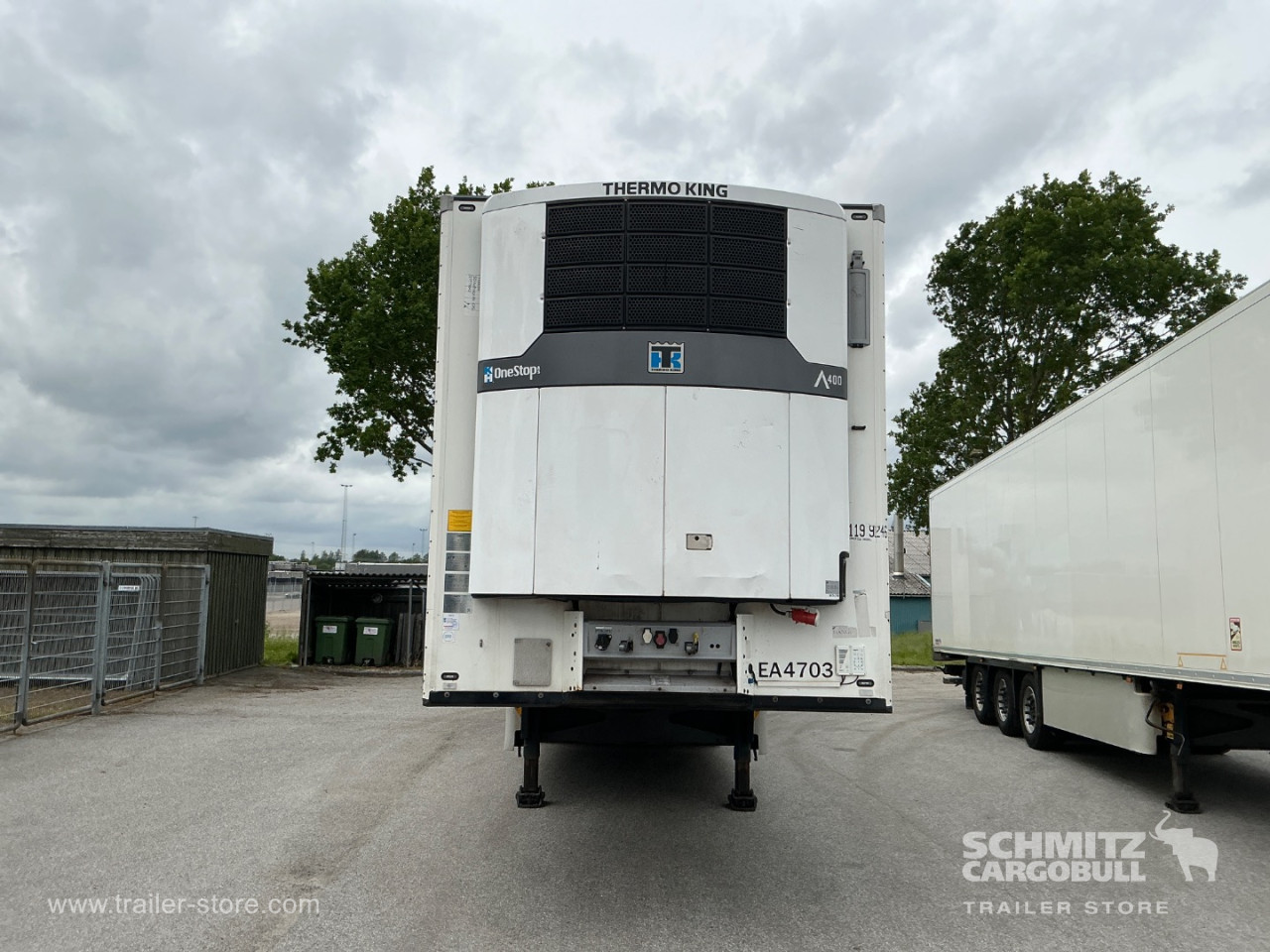 Schmitz Semi Reefer Meat hanging system