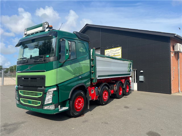 Volvo FH540 8X4 tandem med løftebogie -Nopa pendeltip