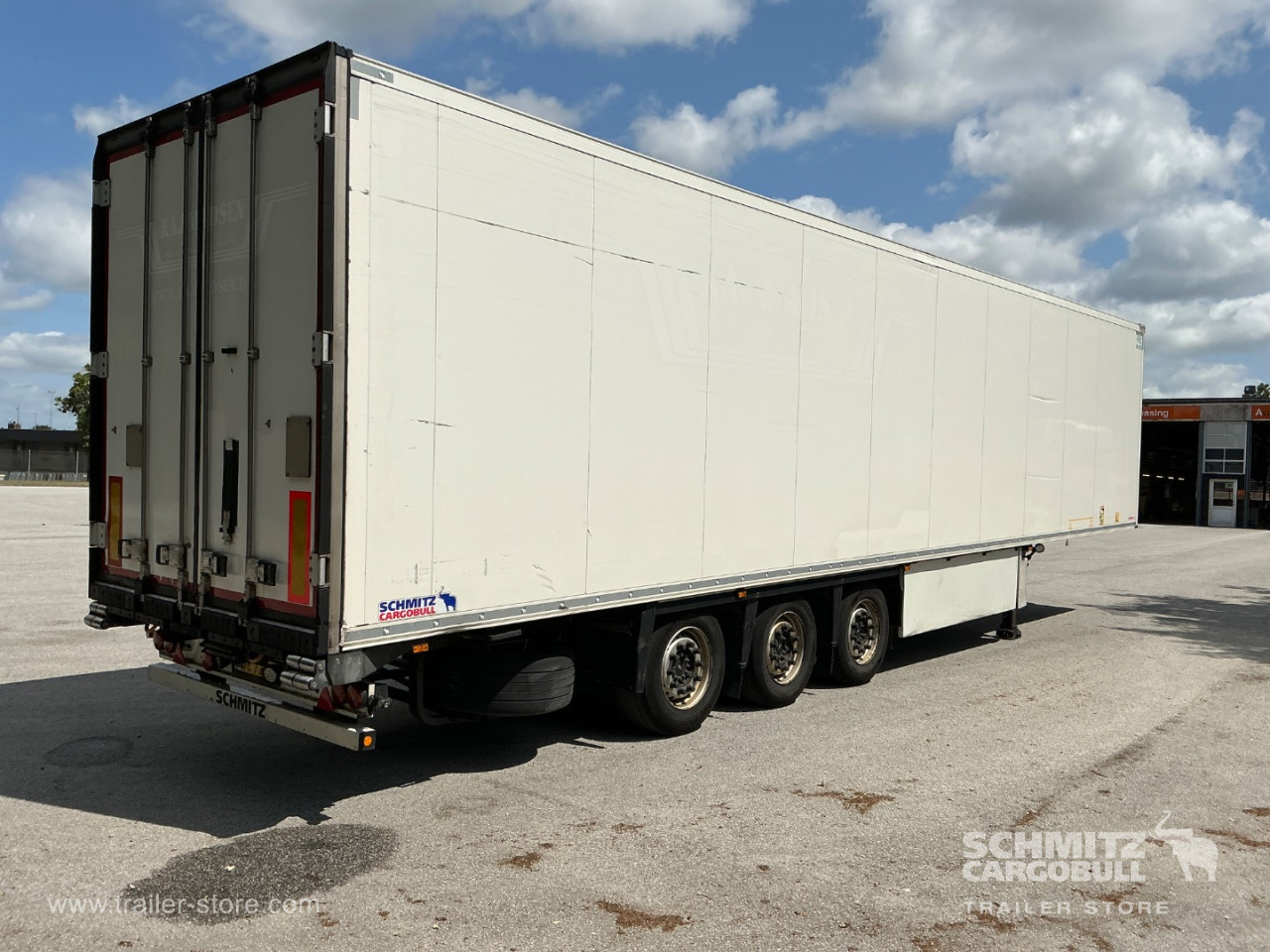 Schmitz Semi Reefer Meat hanging system