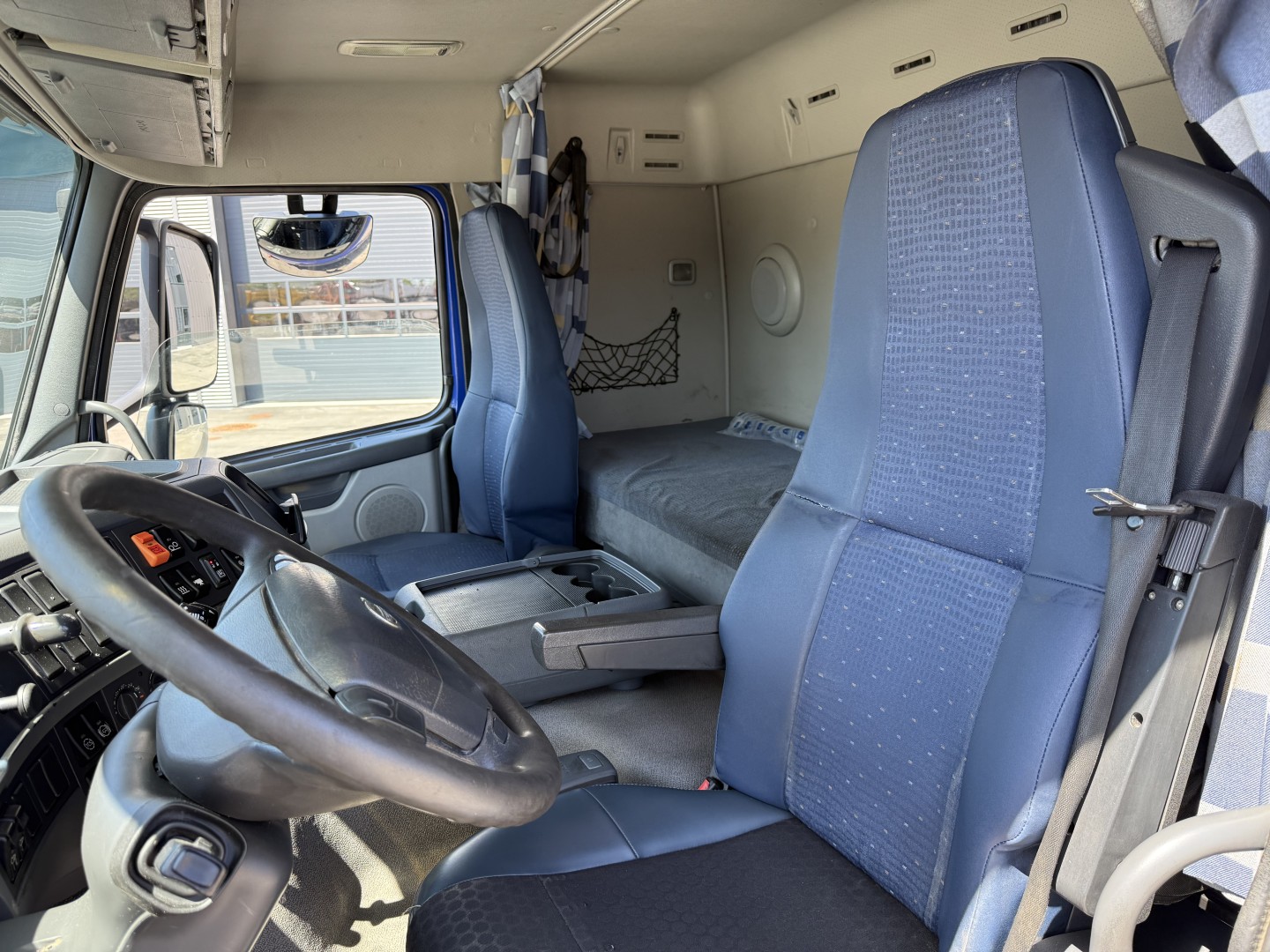 Volvo FM420 EEV 6x2*4 Interconsult 12.700 l. Rustfri