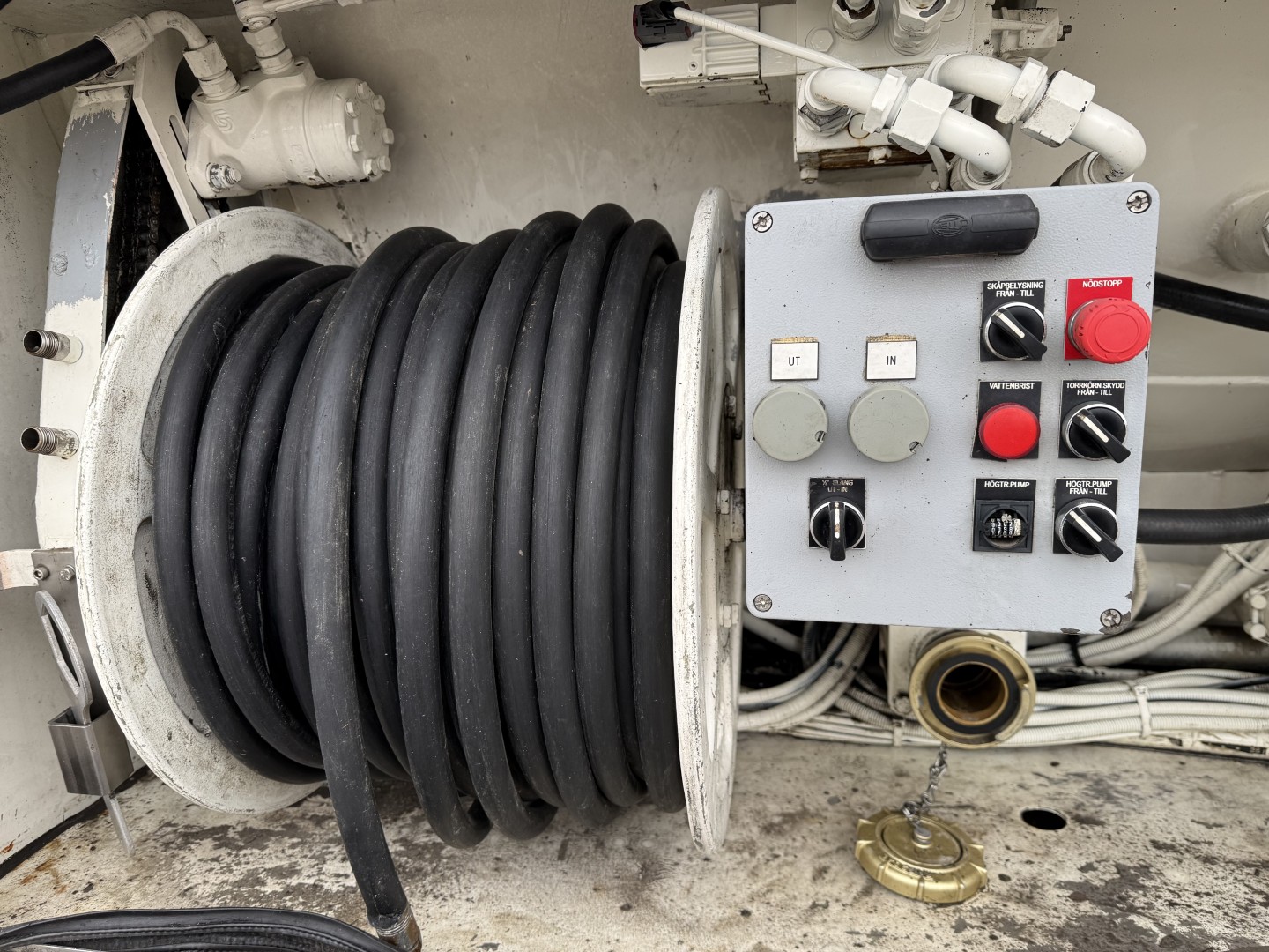 Volvo FM420 6x2*4 EEV Interconsult 12.700 l. Rustfri