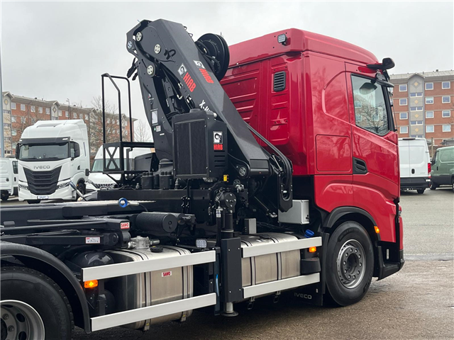 Iveco X-Way 8x4 1+3 580Hp opbygget med HIAB kran & Sawo hejs