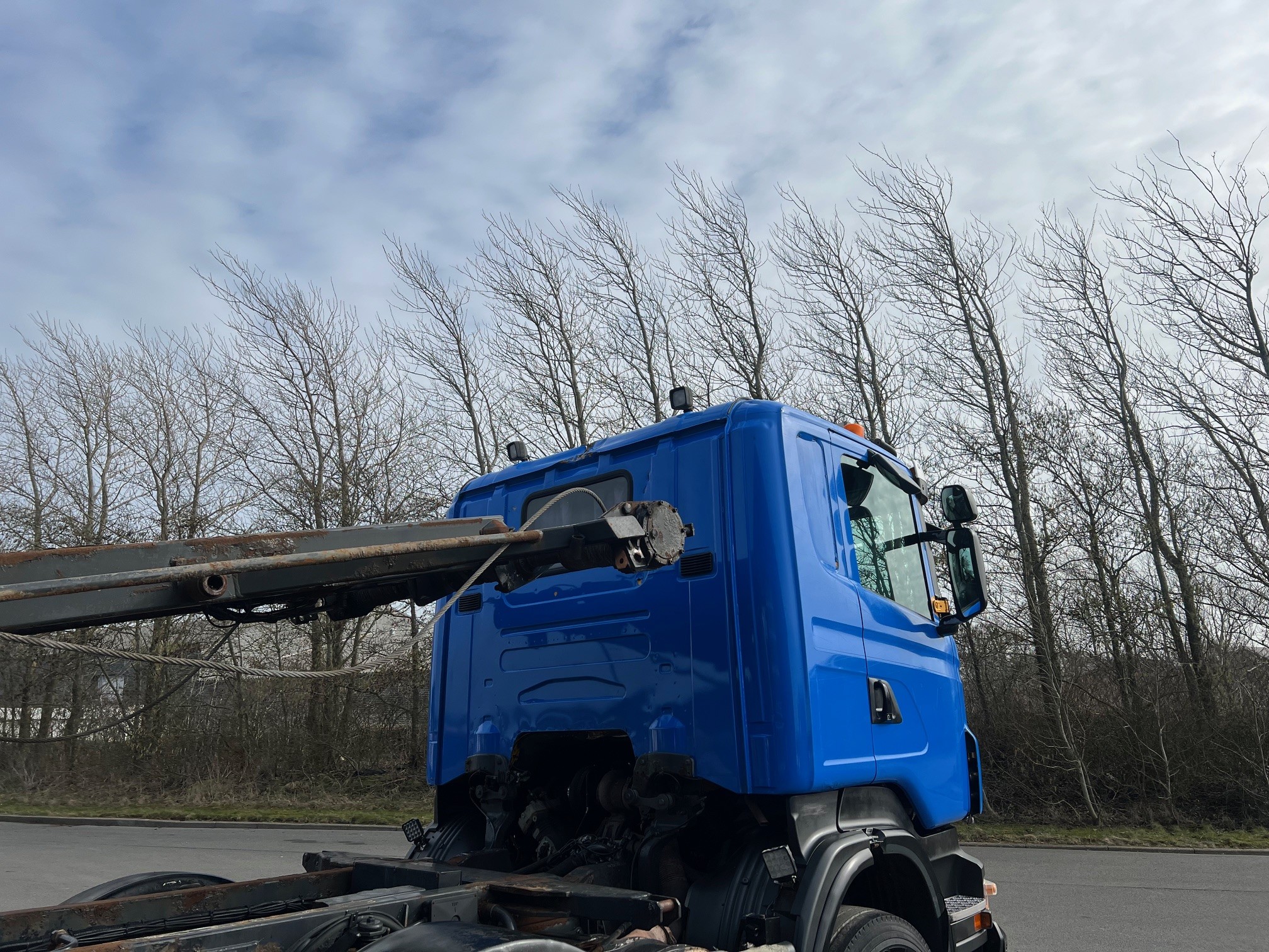 Scania R500 8X4 med HMF hejs og HMF 1560 K5 kran