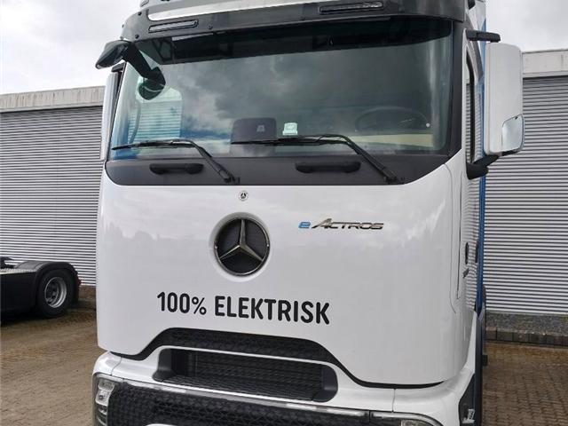 Mercedes E600 Eltrækker - Sælges.