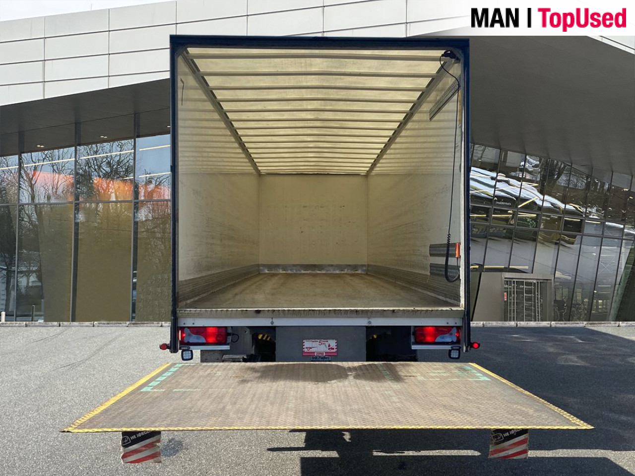 MAN TGS 35.320 8X2-6 BL