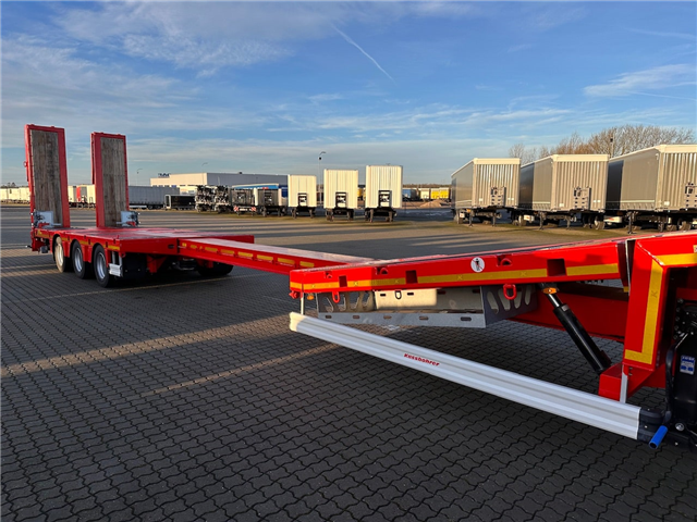 Kässbohrer SLA HS-3, udtrækkelig Maskintrailer