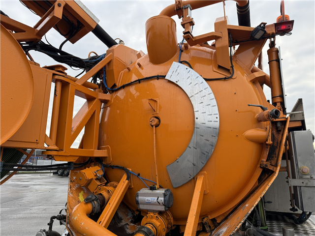 Scania P380 8x2*6 Hvidtved Larsen Flexline 414