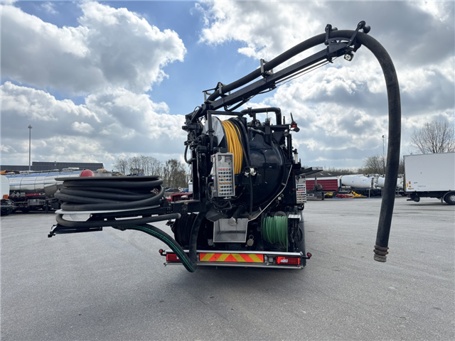 Scania P450 8x2*6 Hvidtved Larsen FlexLine 414 ADR