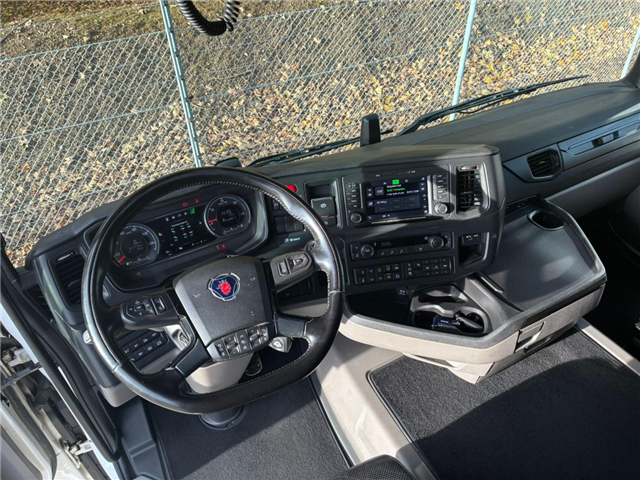 Scania R 530 A6x2NB m. 2 streng hydraulik