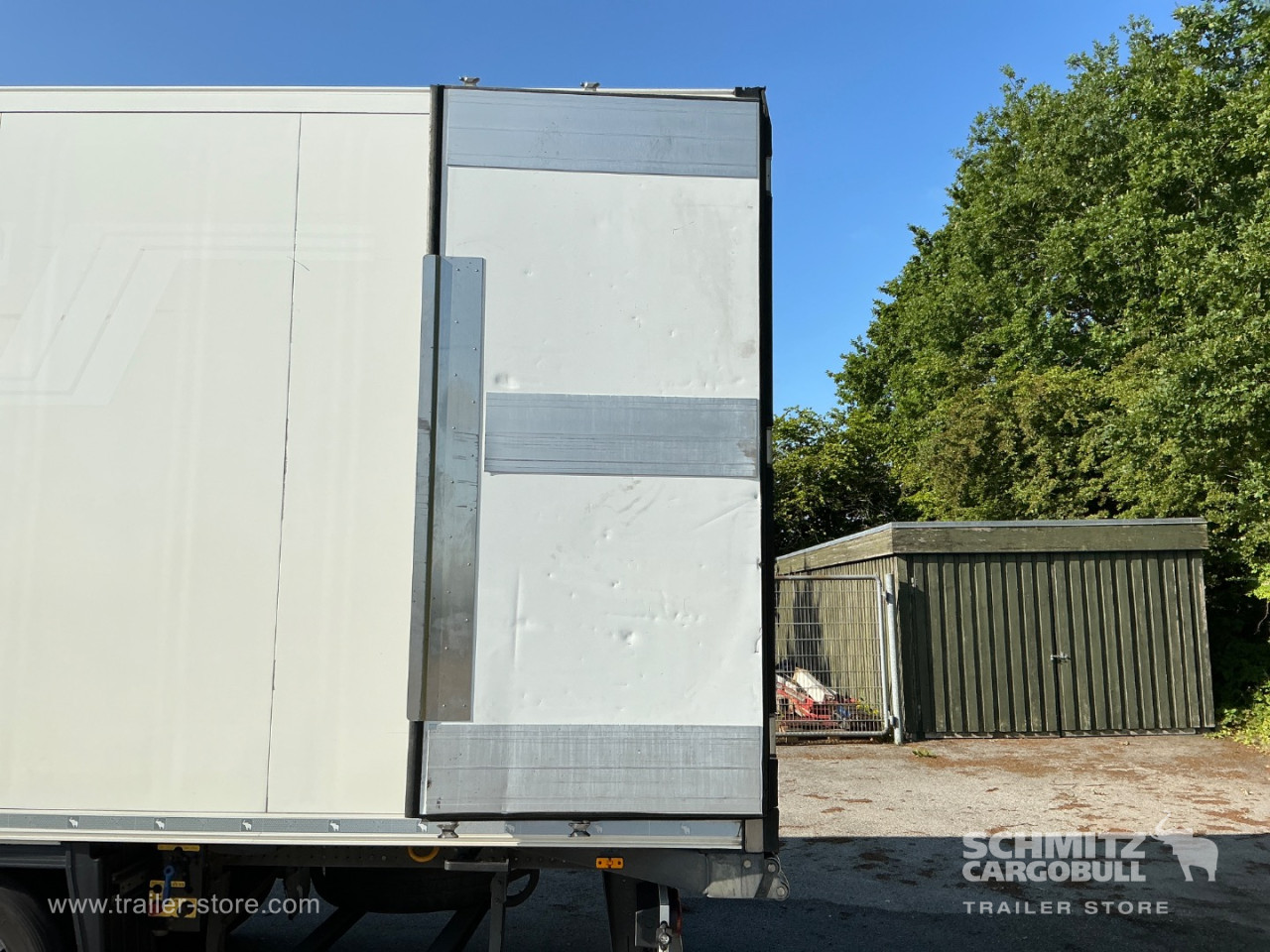 Schmitz Semi Reefer Meat hanging system