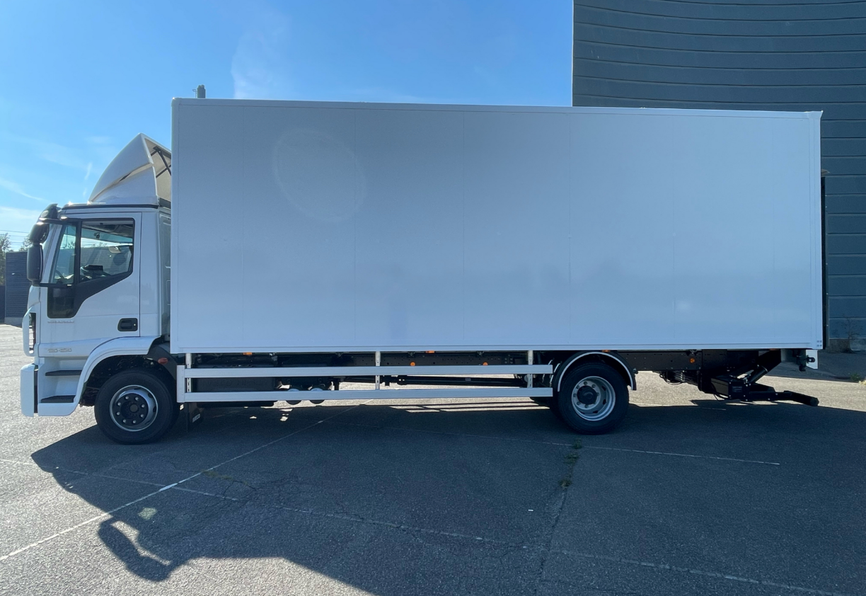 Iveco ML120E25-E6e 18 pallers