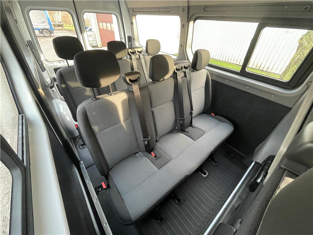 Renault Trucks Master RED - M9T D7 Combi - Minibus L2H2